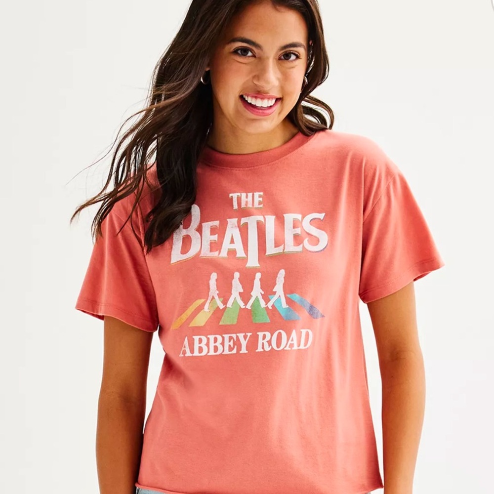 BEATLES ABBY ROAD ICONIC PINK T-SHIRT 60’S BEATLES MANIA‎ EUC GRAPHIC TEE